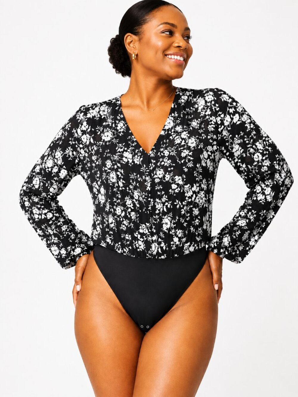 LOFT Floral Bodysuit Blouse Black White Button Front V Neck Size 14 NWT